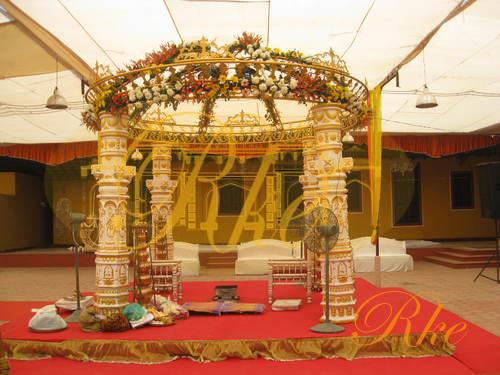 long round wedding madap design for nri Indian and foreigners